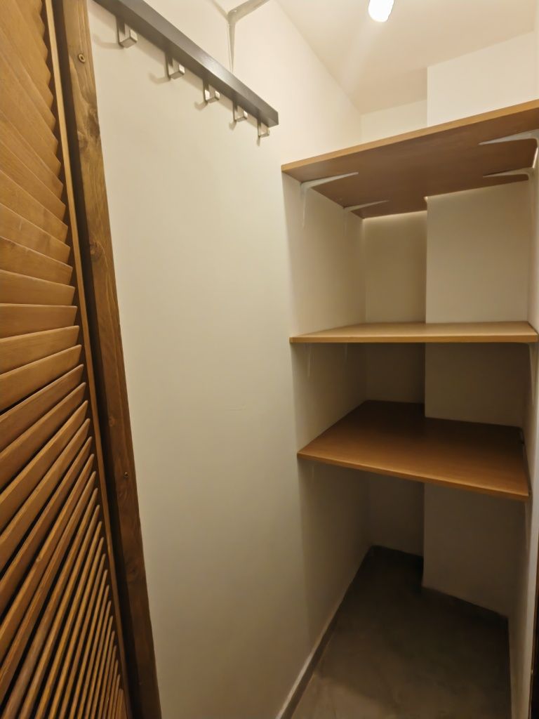 2 camere Gorjului