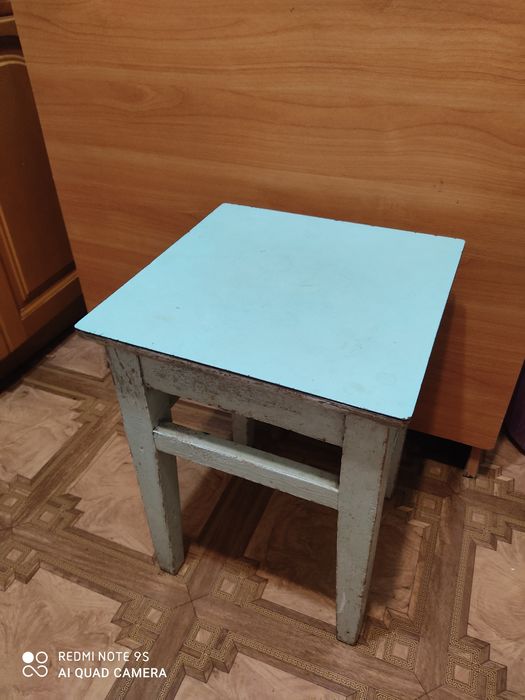 Стул деревянный советский