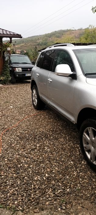 Vând touareg Motor 2,5 motorină Singur proprietar