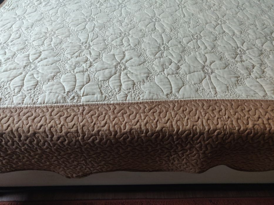 Cuvertură pat 2,40 x 2,25 m