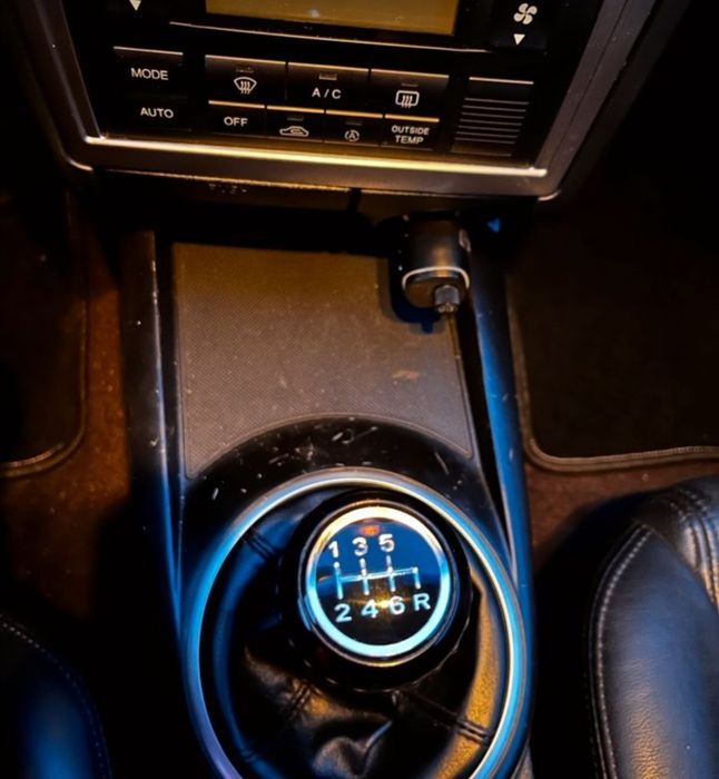 Schimb Hyundai Coupe TUSCANI 2,7 V6 200 Cai