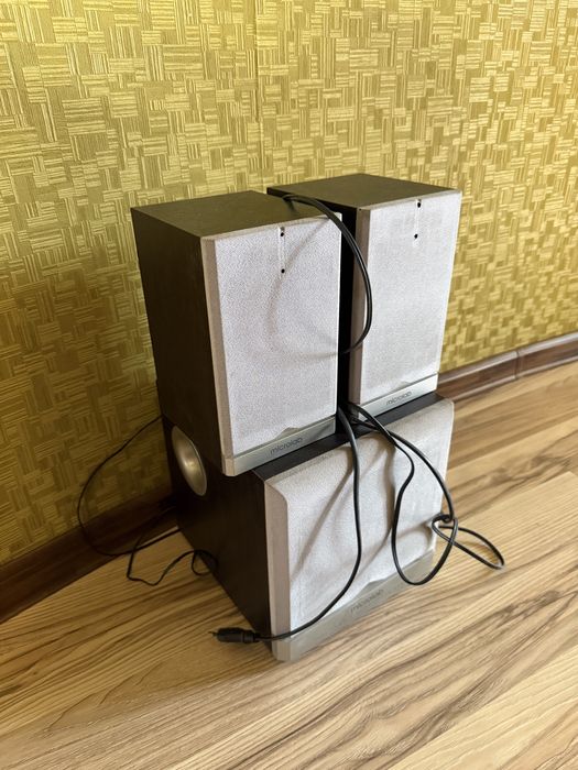 Музыкальные колонки. Все работает