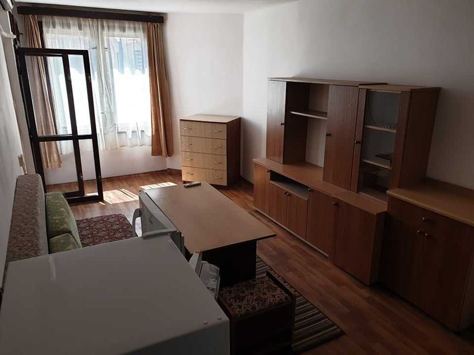 Дава се под наем Двустаен апартамент в Бургас, Възраждане - 46 кв.м за 250 € - Снимка #1