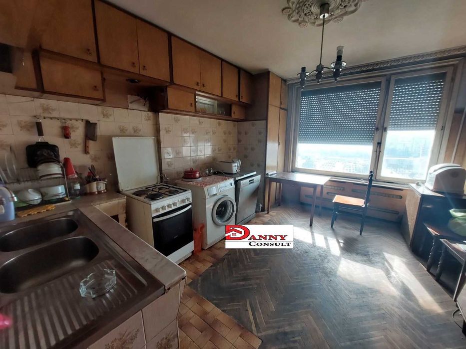 Продава се Тристаен апартамент в Велико Търново, Акация - 95 кв.м за 1158 €/кв.м - Снимка #6
