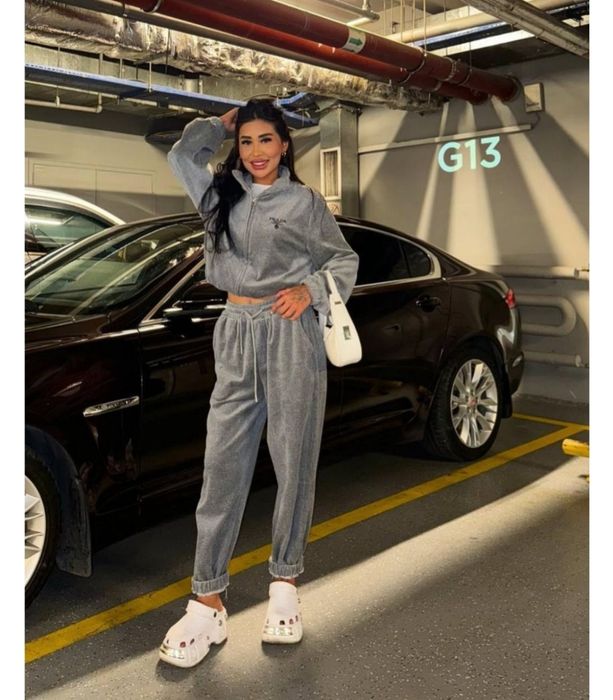 Спортивный костюм Prada новый