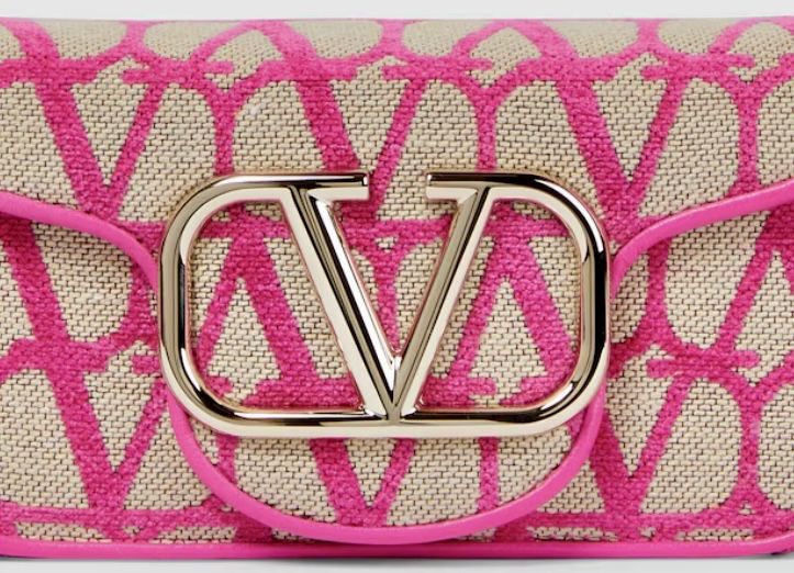 VALENTINO GARAVANI Оригинална Чанта, купена 3245лв, продава се 2049лв