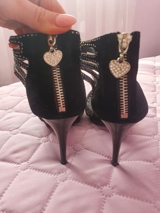 Официални обувки естествена кожа и велур