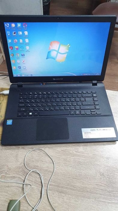 Продам ноутбук Packard bell в хорошем состоянии