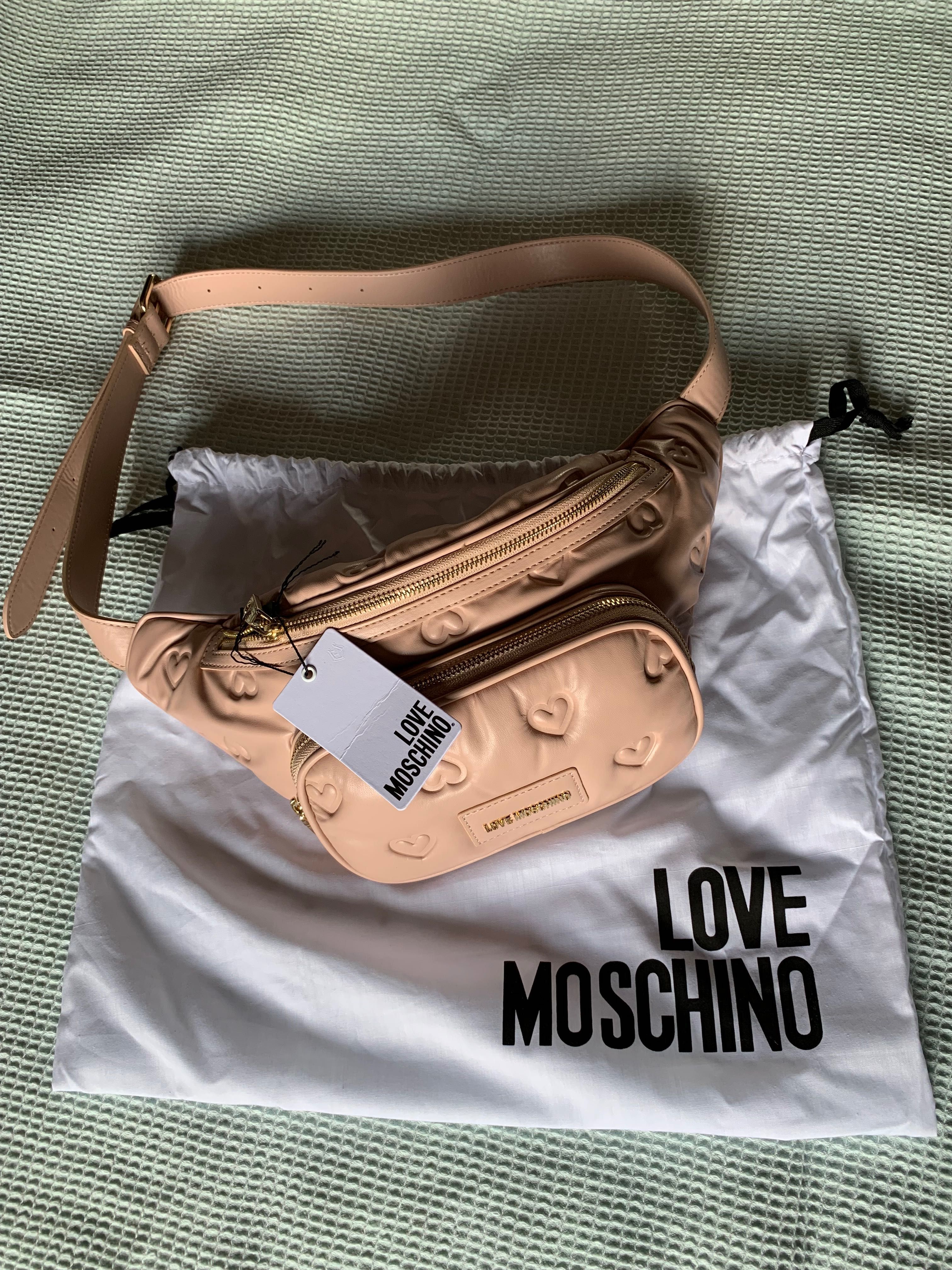 Чанта за кръста LOVE MOSCHINO