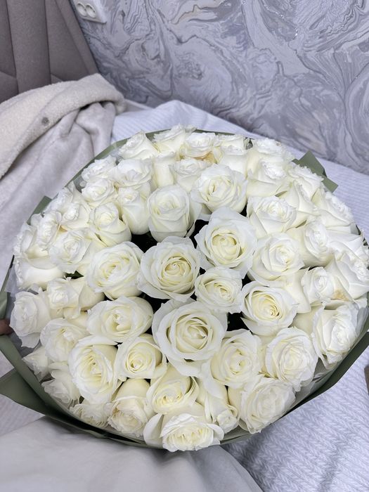 Букет белых роз