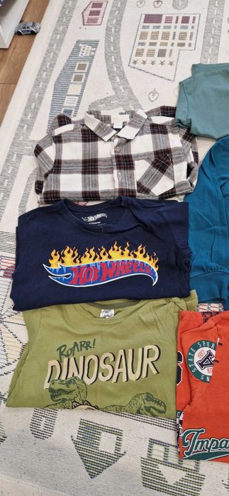 Set de 3 tricouri mărimea 122, cămăși băieți marimea 110-116 5-6 ani