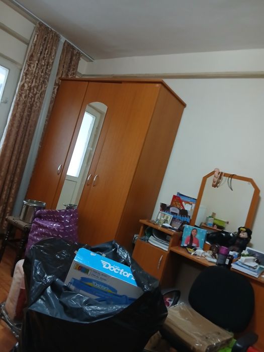 Inchiriez garsoniera