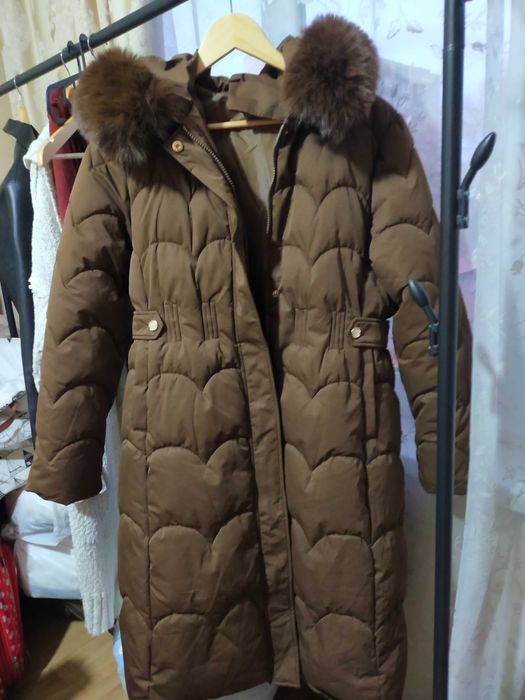 Продам зимние куртки