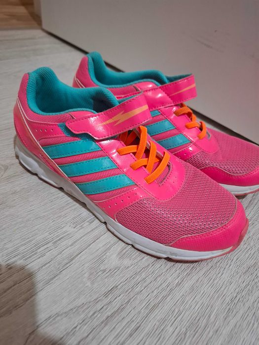 Розови маратонки  Адидас