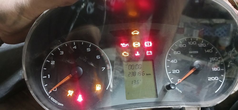 Щиток приборов гранта