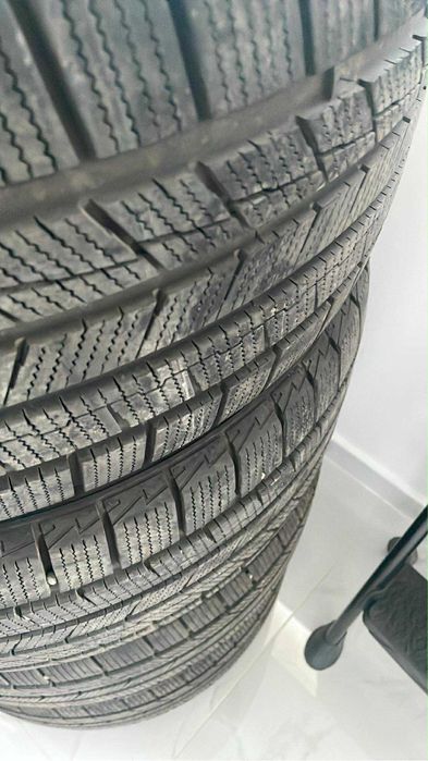 Зимни гуми 245/35 R19