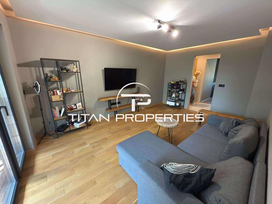 Тристаен апартамент, под наем, Червен Площад