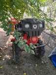 vând motocultor 13 cai plus remorca care este in poza și freze
