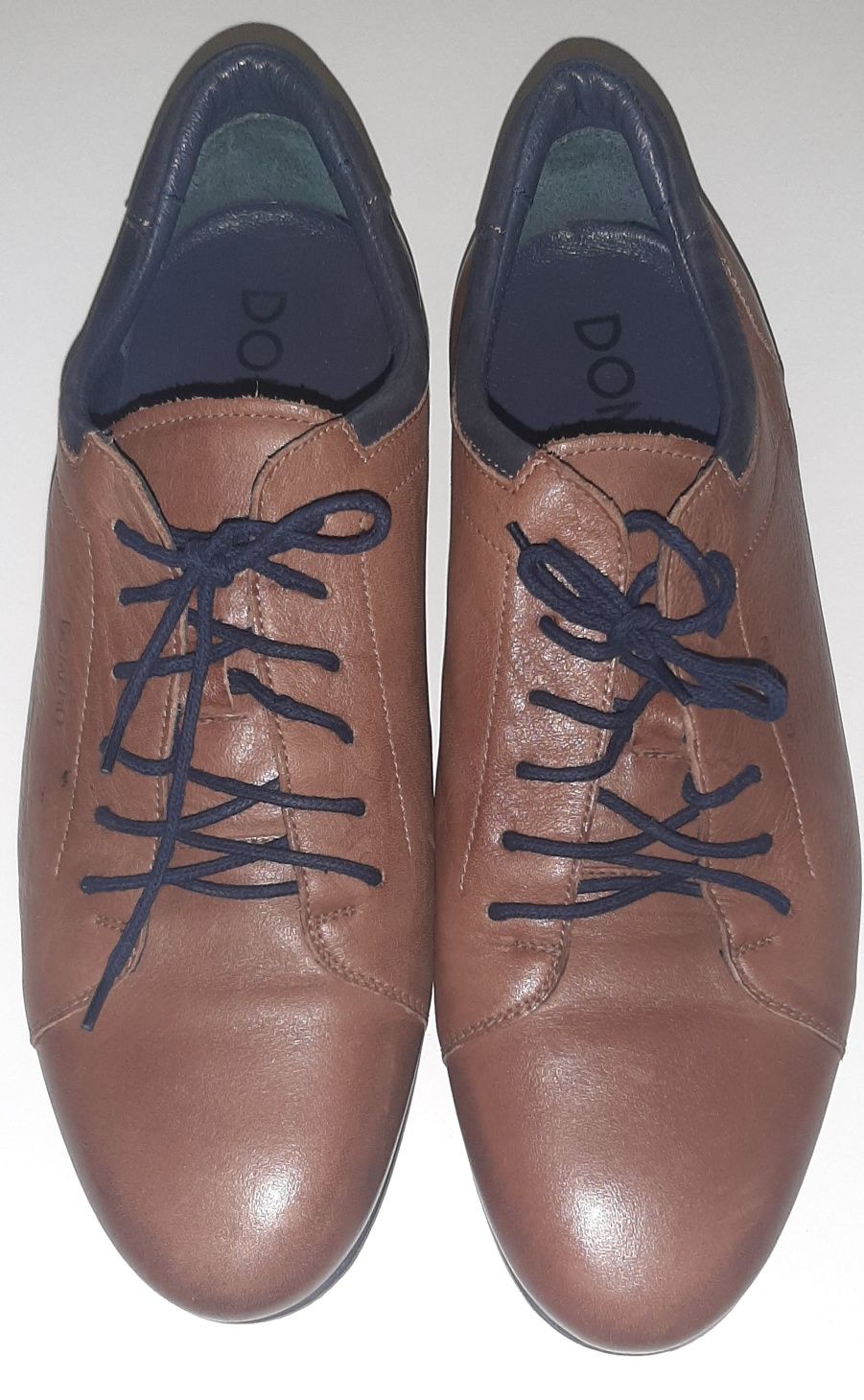Pantofi marimea 40,int 27,5 cm, din piele de culoare maro