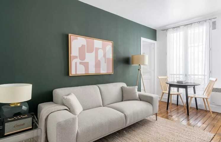 Дава се под наем Двустаен апартамент в Пловдив, Център - 42 кв.м за 198.9 € - Снимка #1