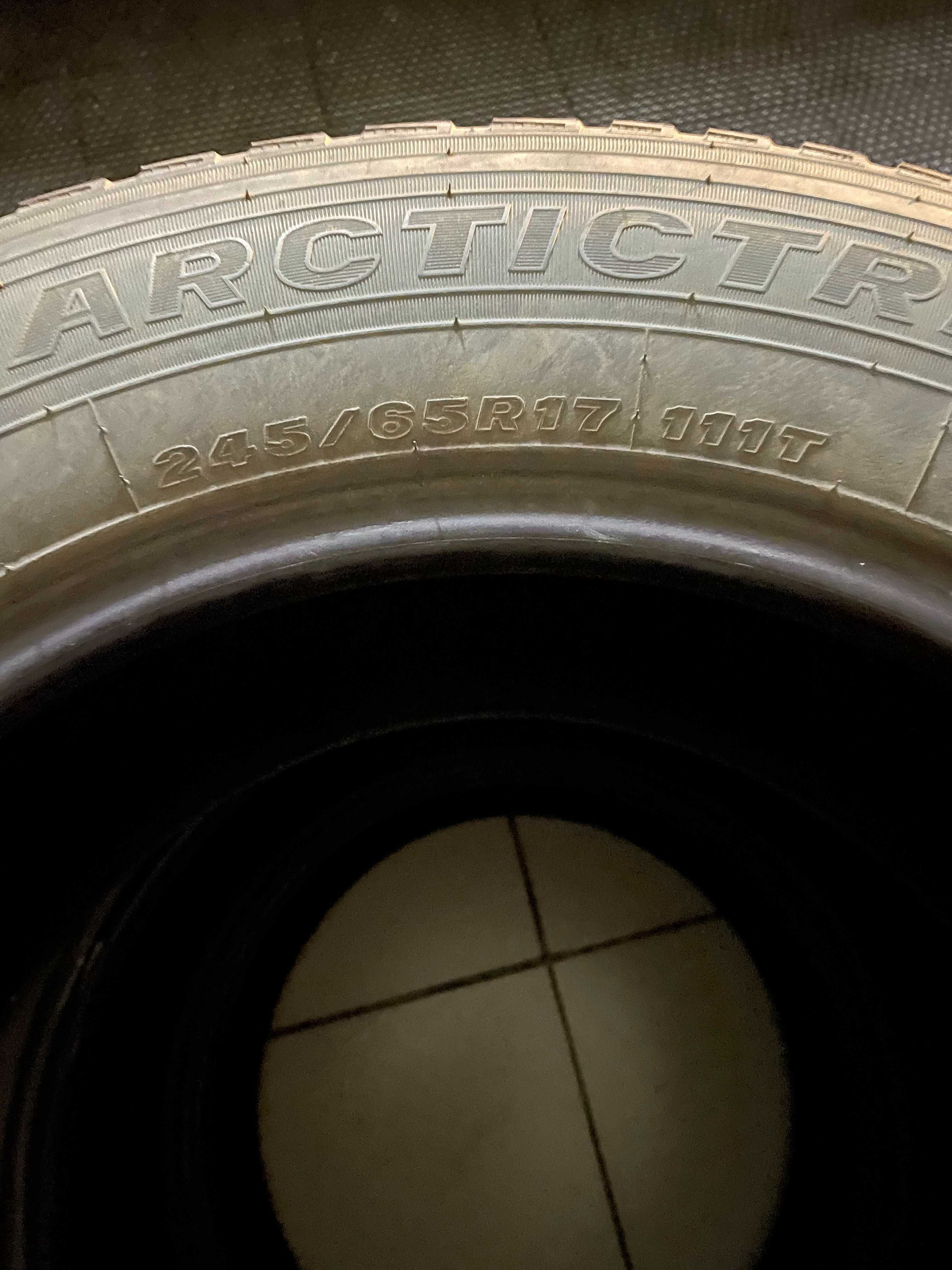 шины 245/65 R17 Б/у