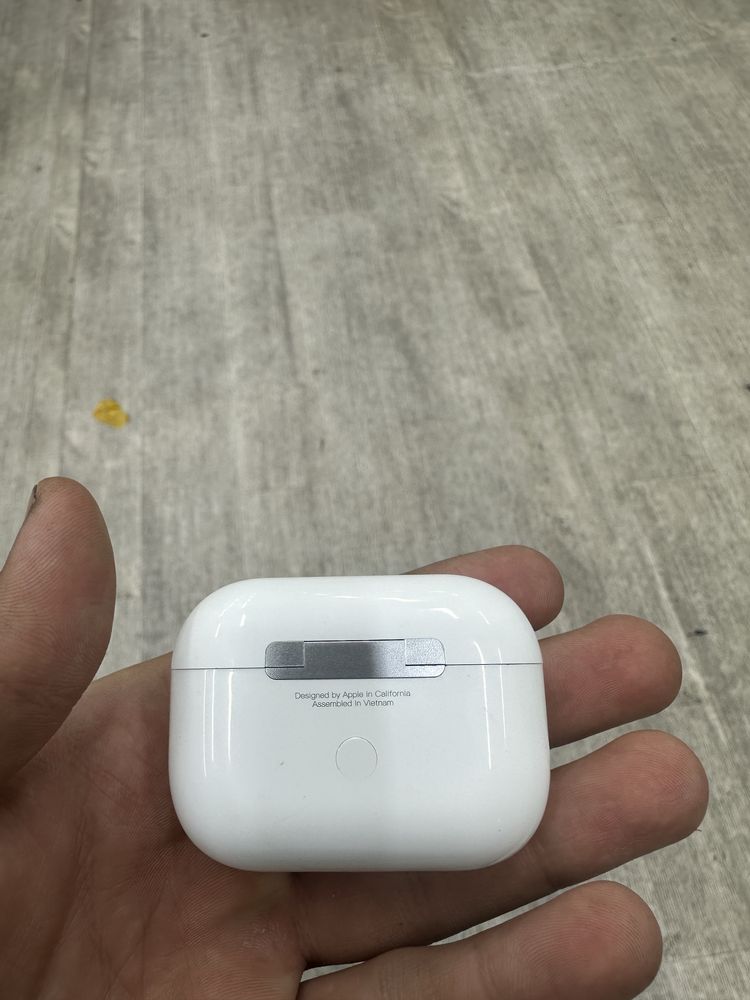 AirPods pro в отличном состояний