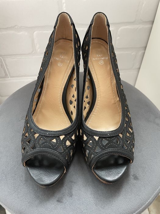 Обувки на ток за лятото