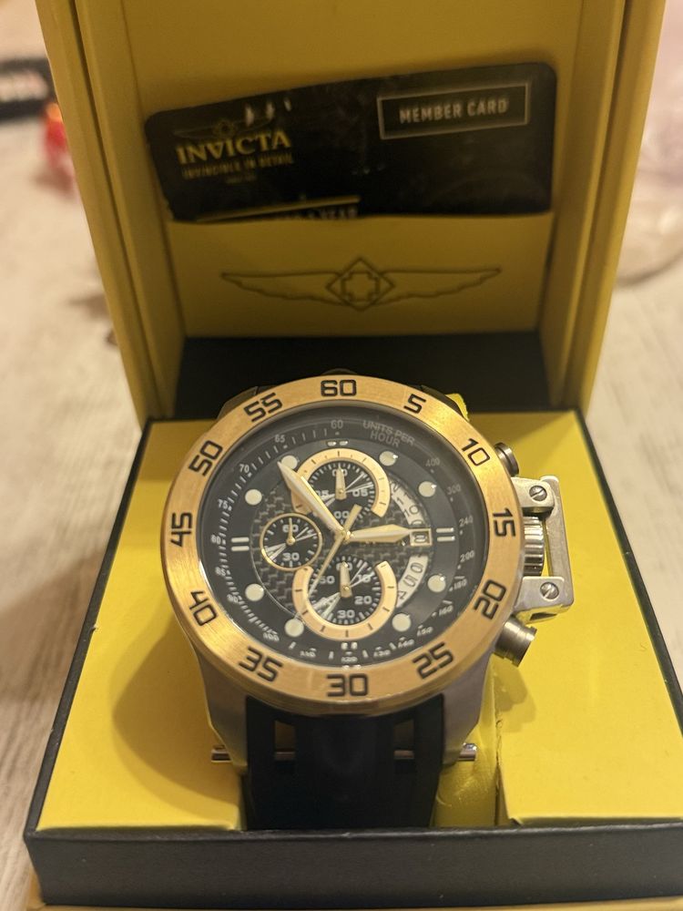 Invicta Chronograph Force