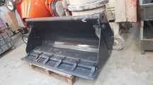 Cupa multifunctionala buldoexcavator bobcat incarcator