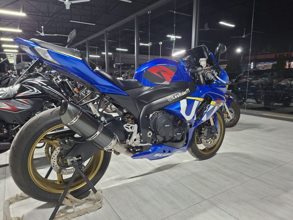 Suzuki GSX-R 1000 L1 sotiladi