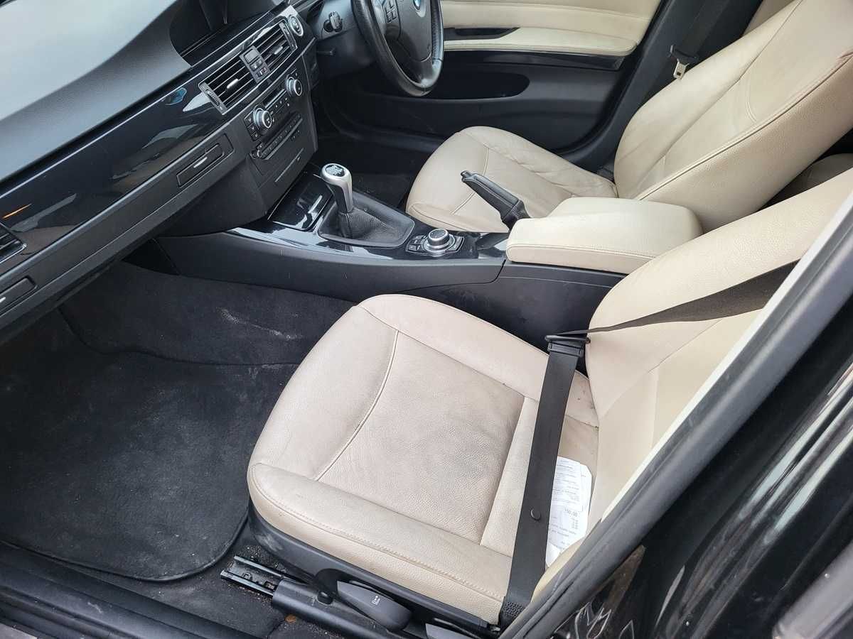 Interior din piele alba bmw e90,fara incalzire