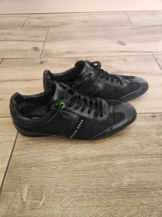 Продавам мъжки сникърси Hugo Boss Space