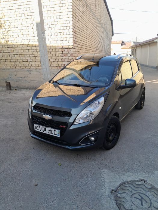 Chevrolet spark 2017 avtomat