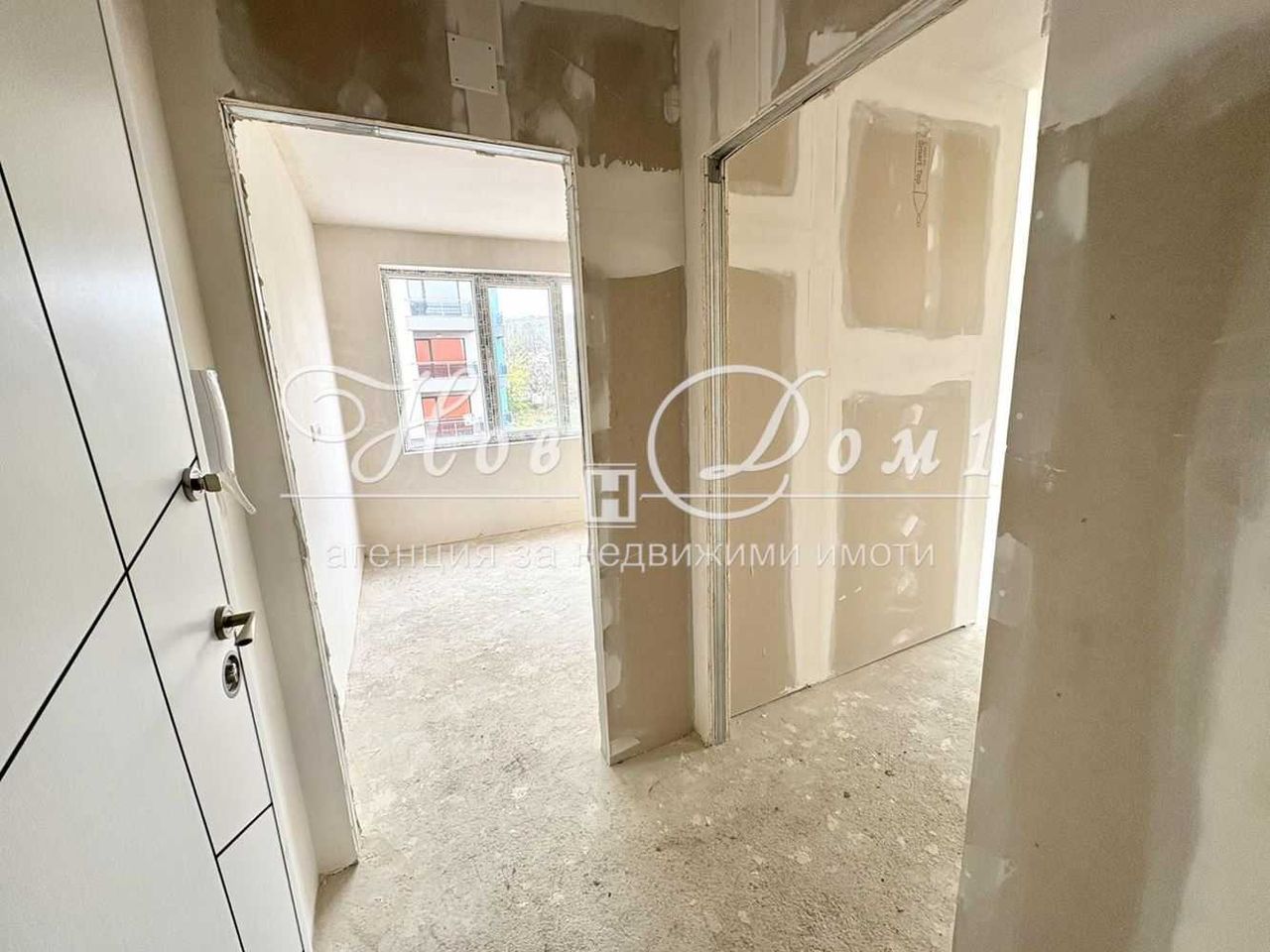 Продава се Двустаен апартамент в Варна, Кайсиева градина - 52 кв.м за 1673 €/кв.м - Снимка #4