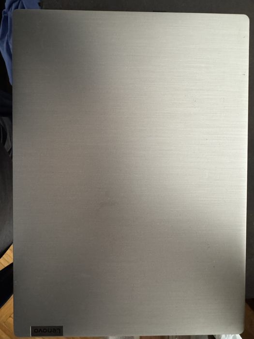 Laptop lenobo Idea Pad 3 14da05