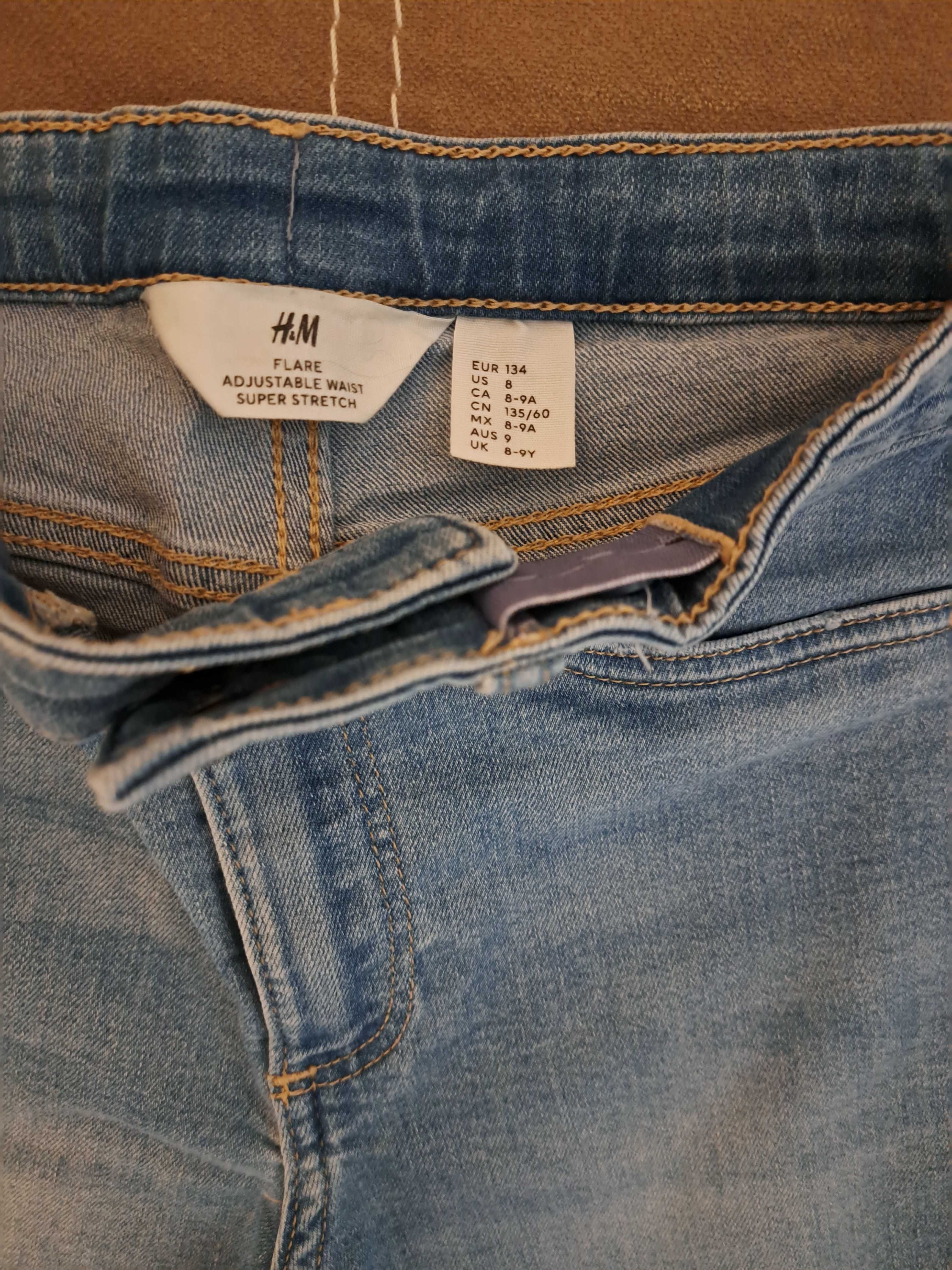 Продавам детски дънки H&M