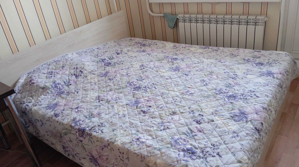 Кровать двуспальная