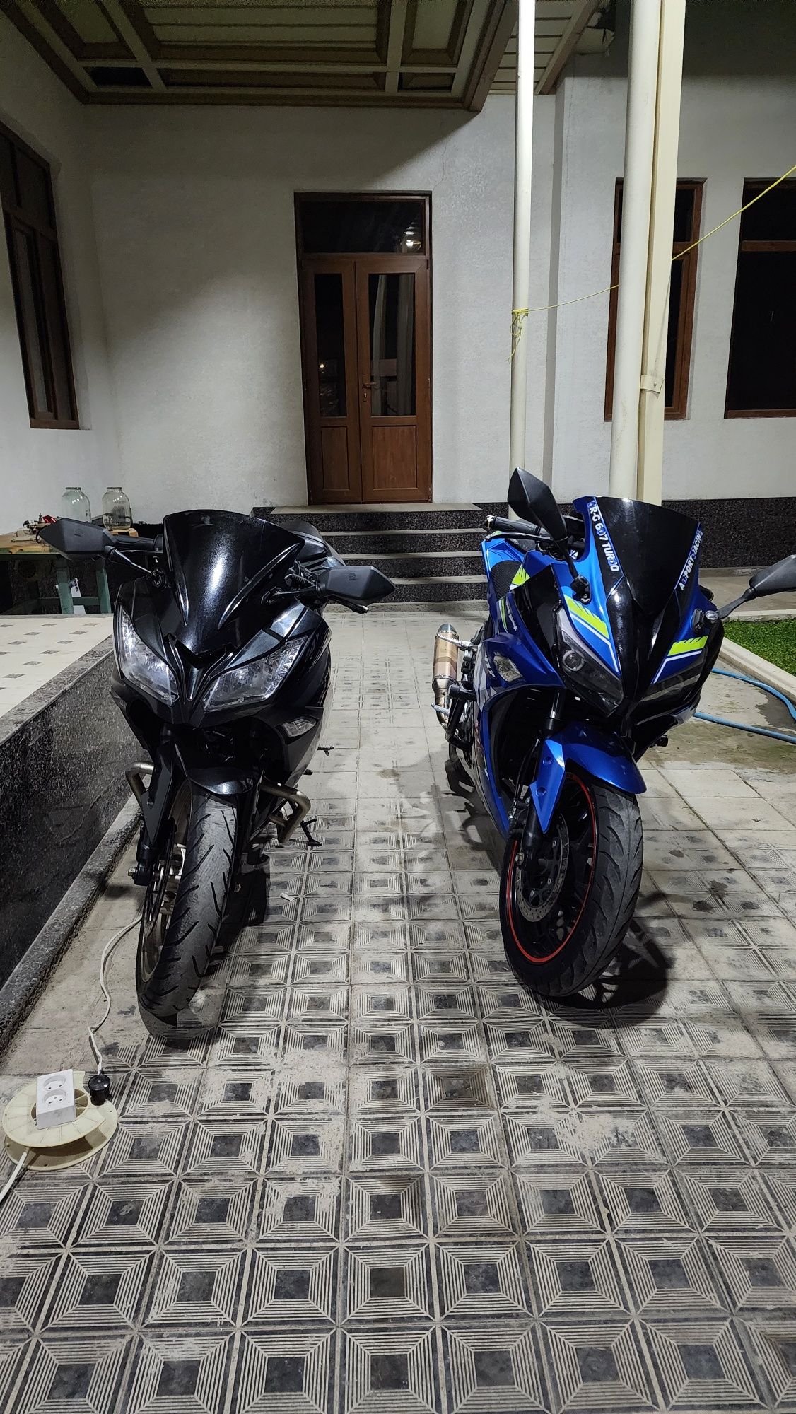 Sotiladi Honda 300 kub