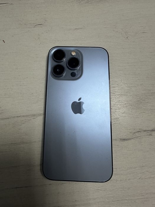 Iphone 13 pro в отличном состоянии