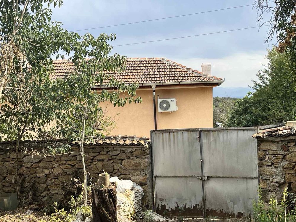 Продавам къща в с.Сърнегор, Пловдивско