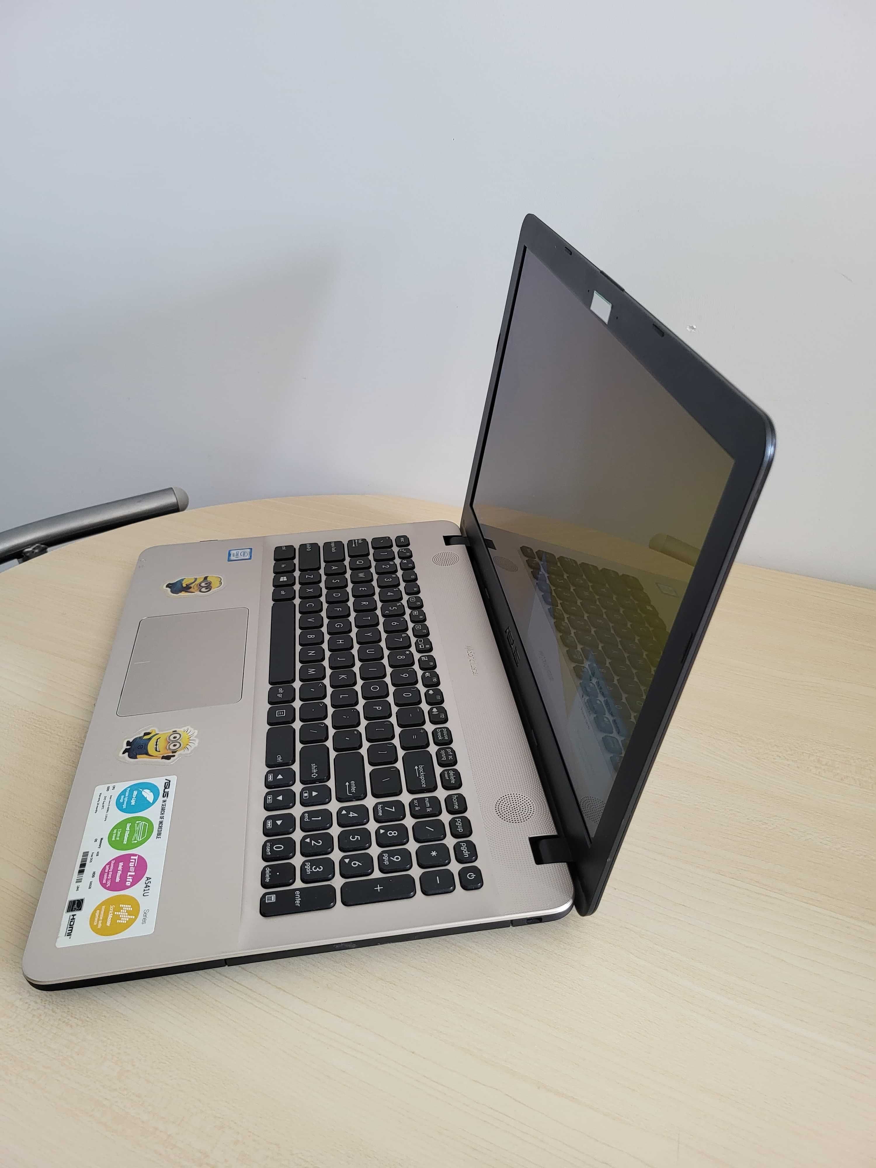 Laptop Asus A541U