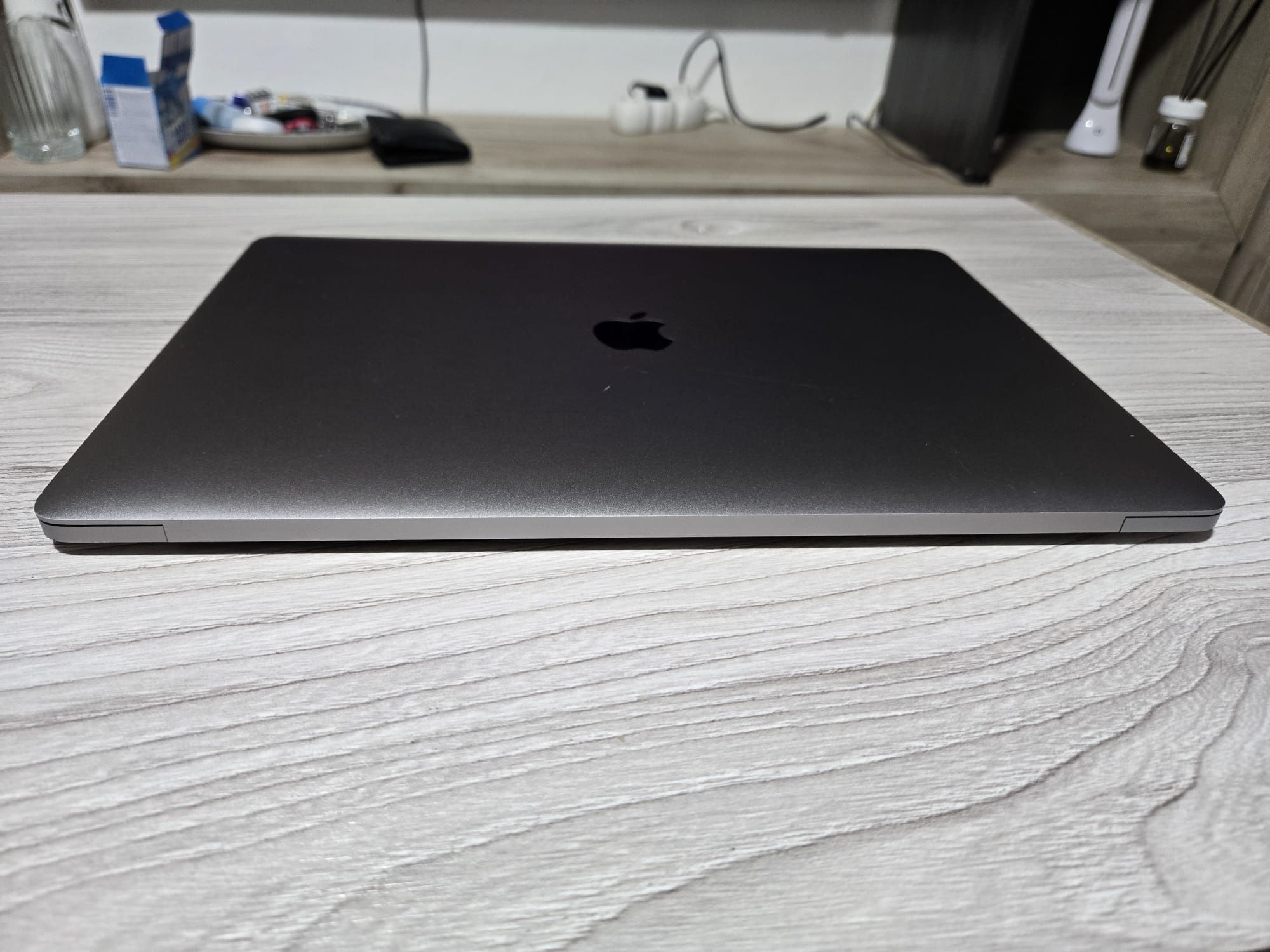 Macbook PRO I7 16gb ram 250 SSD