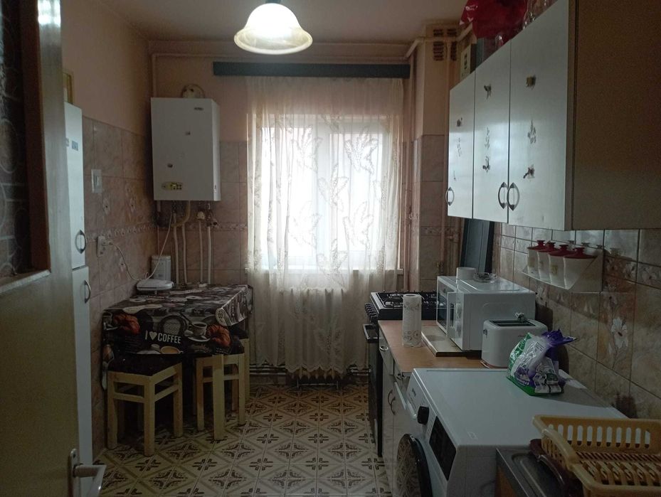 Apartament 3 camere decomandat-Bld.Decebal Deva