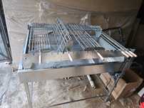 Gratar inox alimentar pe carbuni