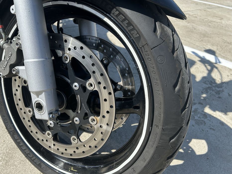 Suzuki gsr 600 / 90 cp / 2006 / 2700 euro