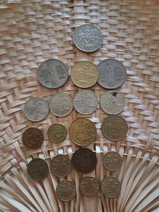 Стари български монети