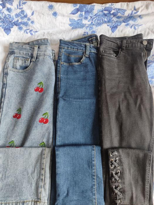 Продам джинсы в идеальном состоянии размер 42-44