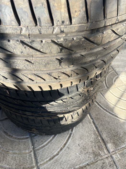 Летни гуми 19 255/35