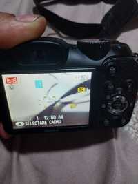 Vând  camera foto/ video  Fujifilm finepix model  S 2980 în perfecta s
