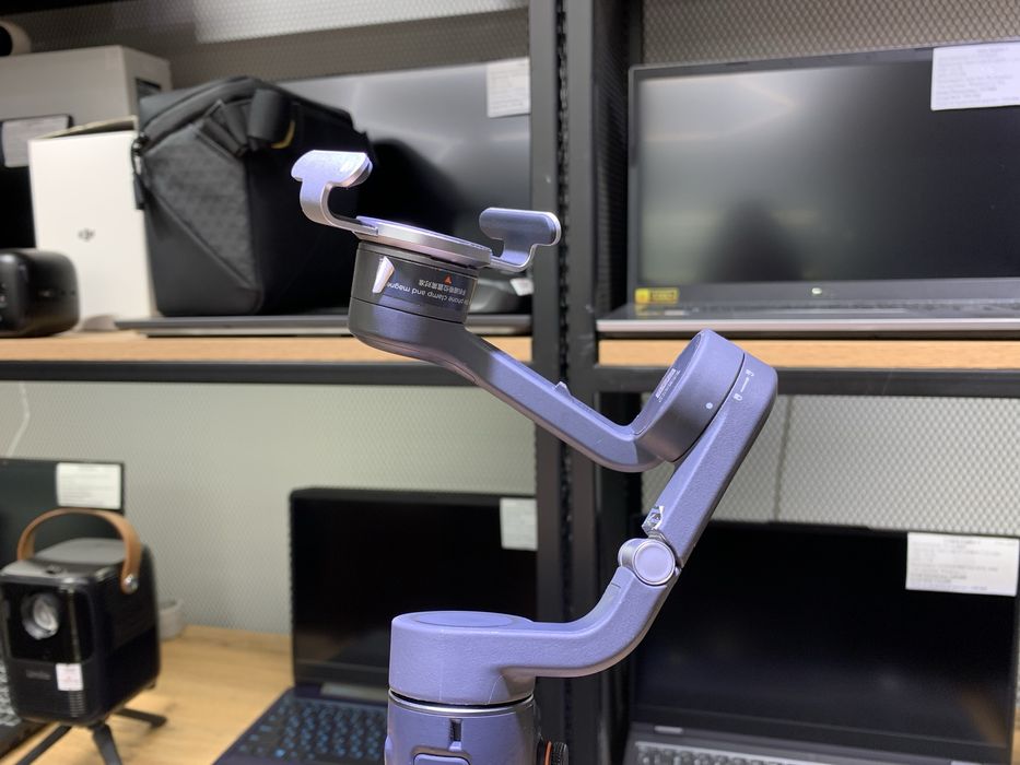 Стабилизатор DJI Osmo Mobile 6, состояние хорошее, 10895/А10